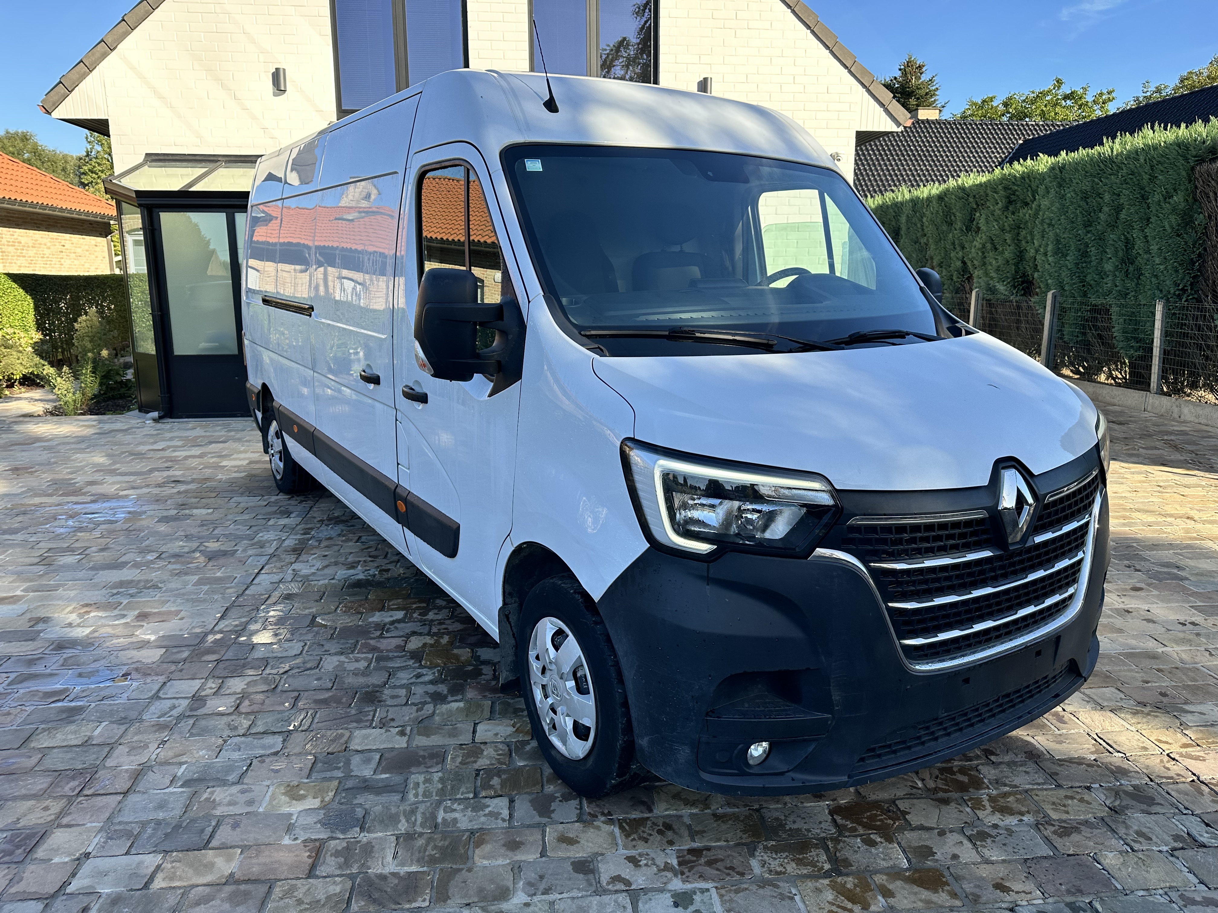 Renault Master L3H2 2.3 DCI Grand Comfort - Diesel - Manual - 150 hp - 132.426 km