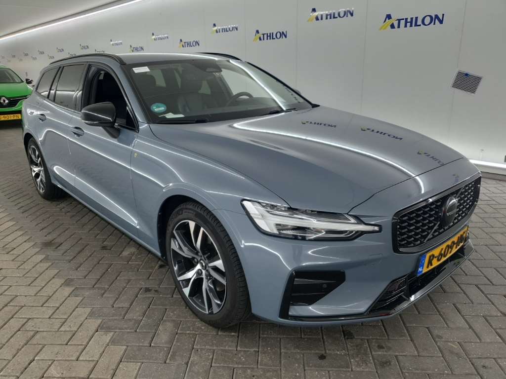 Volvo V60 B3 Plus Dark - Petrol - Automatic - 163 hp - 135.733 km