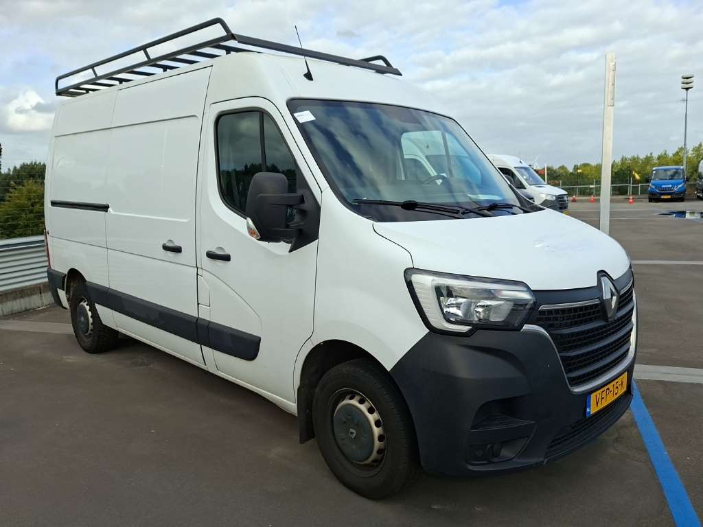 Renault Master L2H2 2.3 DCI - Diesel - Manual - 136 hp - 80.834 km