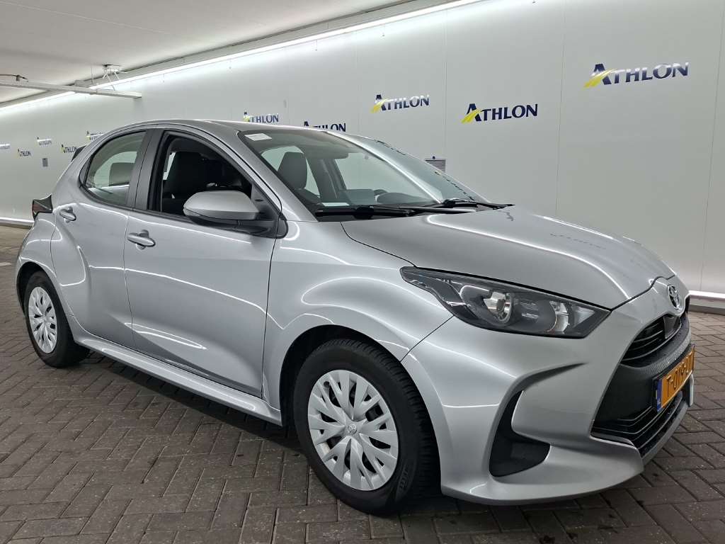 Toyota Yaris 1.5 Active - Hybrid - Automatic - 92 hp - 41.446 km
