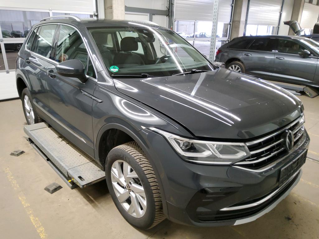 Volkswagen Tiguan 1.5 TSI Elegance - Petrol - Automatic - 150 hp - 30.987 km