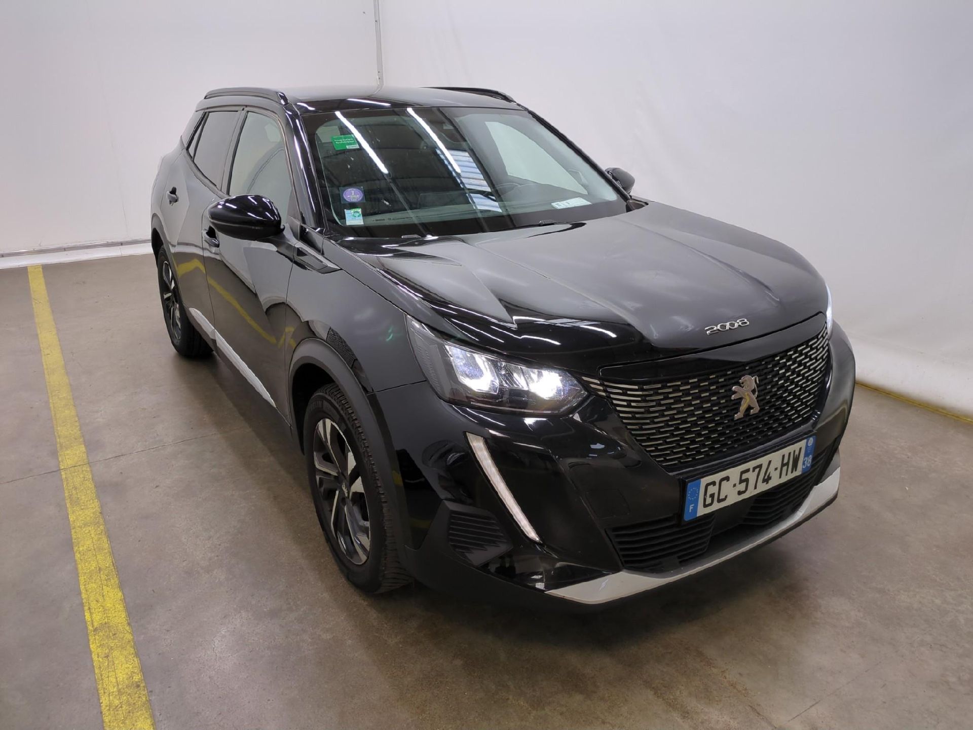 Peugeot 2008 Allure - Petrol - Automatic - 130 hp - 124.961 km