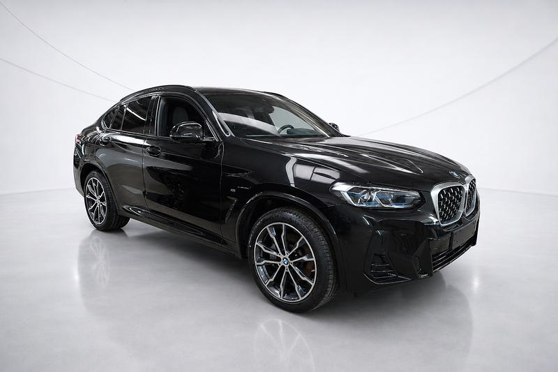 BMW X4 30i - Petrol - Automatic - 245 hp - 19.221 km