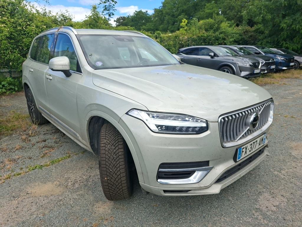 Volvo XC90 T8 Momentum - AWD - Hybrid - Automatic - 303 hp - 86.577 km