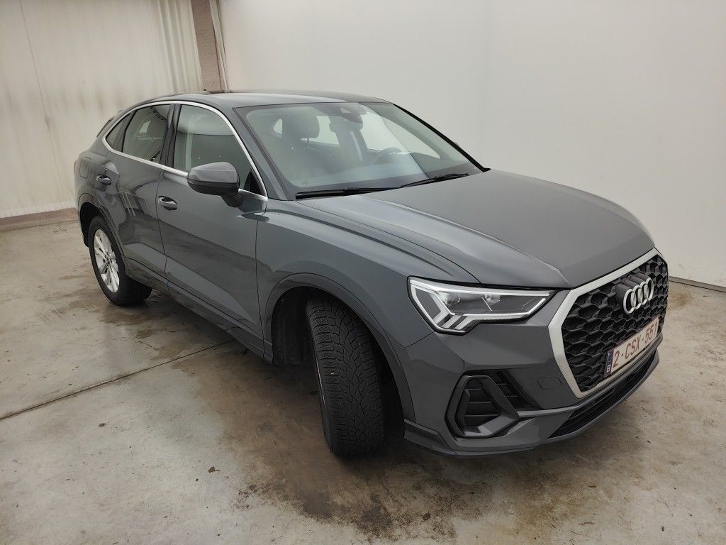 Audi Q3 Sportback 45 TFSIe - Hybrid - Automatic - 245 hp - 64.487 km