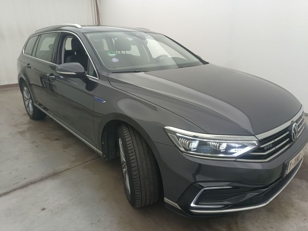 Volkswagen Passat Variant GTE 1.4 TSI Business - Hybrid - Automatic - 156 hp - 103.841 km