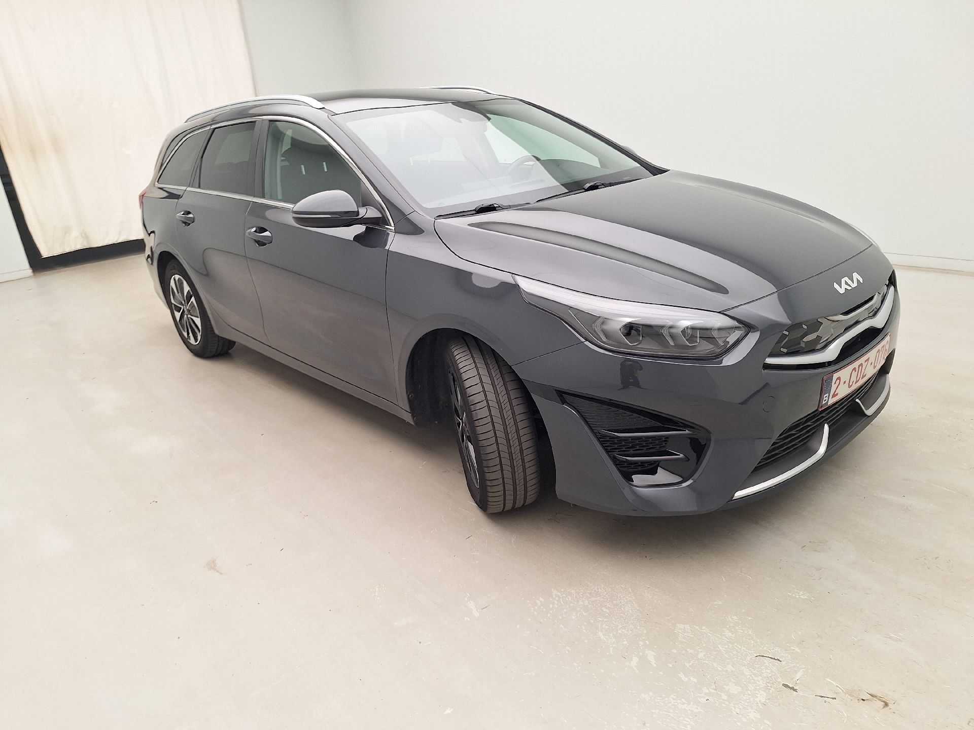 Kia Ceed SW 1.6 GDI Business - Hybrid - Automatic - 105 hp - 82.939 km