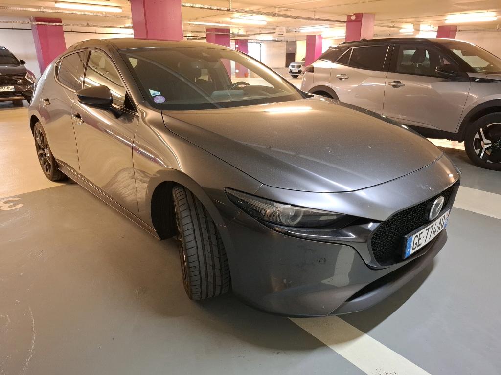 Mazda 3 2.0 SKYACTIV Sportline - Petrol - Manual - 186 hp - 109.570 km