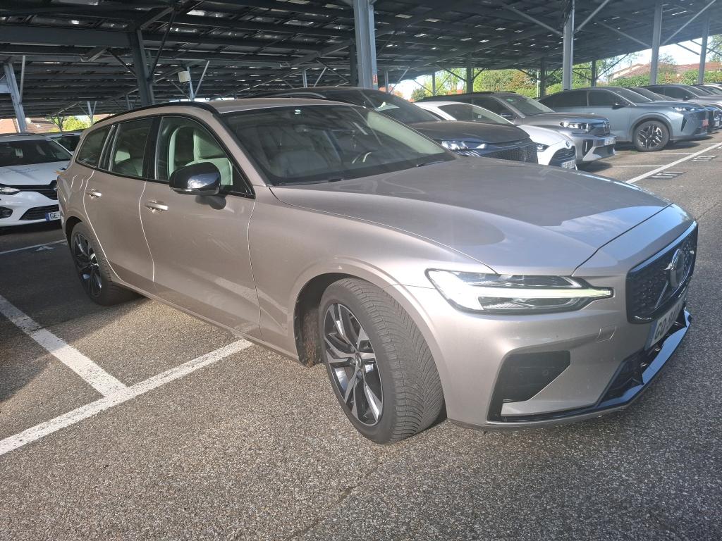 Volvo V60 B3 Plus - Petrol - Automatic - 163 hp - 159.603 km