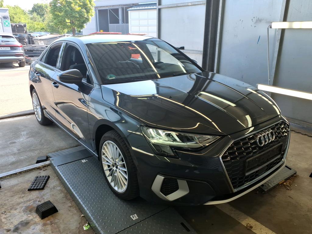 Audi A3 30 TFSI Advanced - Petrol - Automatic - 110 hp - 54.101 km