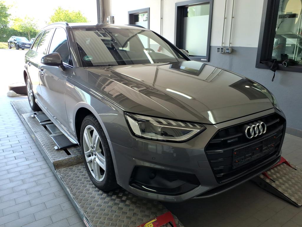 Audi A4 Avant 45 TFSI Advanced - Petrol - Automatic - 265 hp - 52.549 km