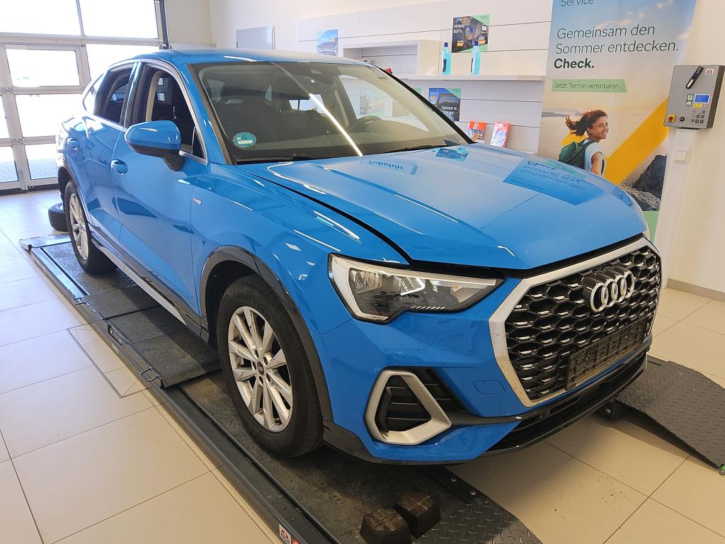 Audi Q3 Sportback 35 TDI S Line - Diesel - Automatic - 150 hp - 57.190 km