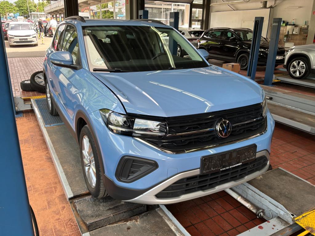 Volkswagen T-Cross 1.0 TSI Life - Petrol - Manual - 116 hp - 25.816 km