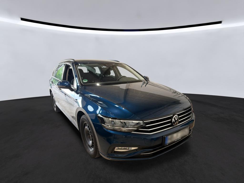 Volkswagen Passat Variant 2.0 TDI Business - Diesel - Automatic - 150 hp - 103.475 km