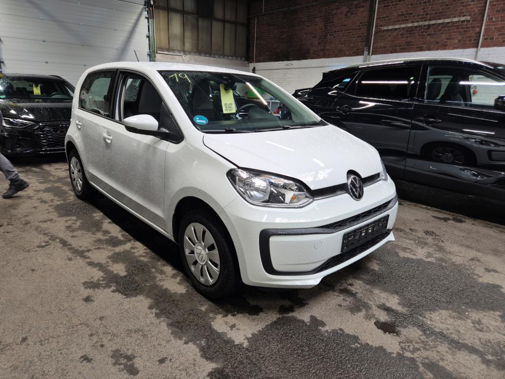 Volkswagen Up! 1.0 - Petrol - Manual - 65 hp - 31.859 km
