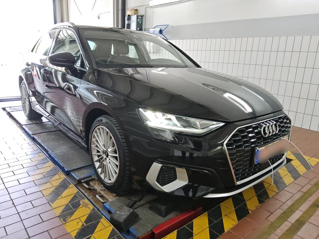 Audi A3 Sportback 35 TDI Advanced - Diesel - Automatic - 150 hp - 72.136 km