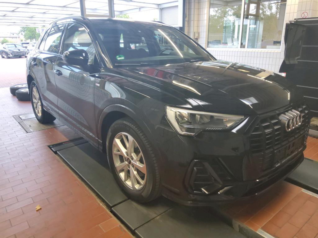 Audi Q3 35 TDI S Line - Quattro - Diesel - Automatic - 150 hp - 81.403 km