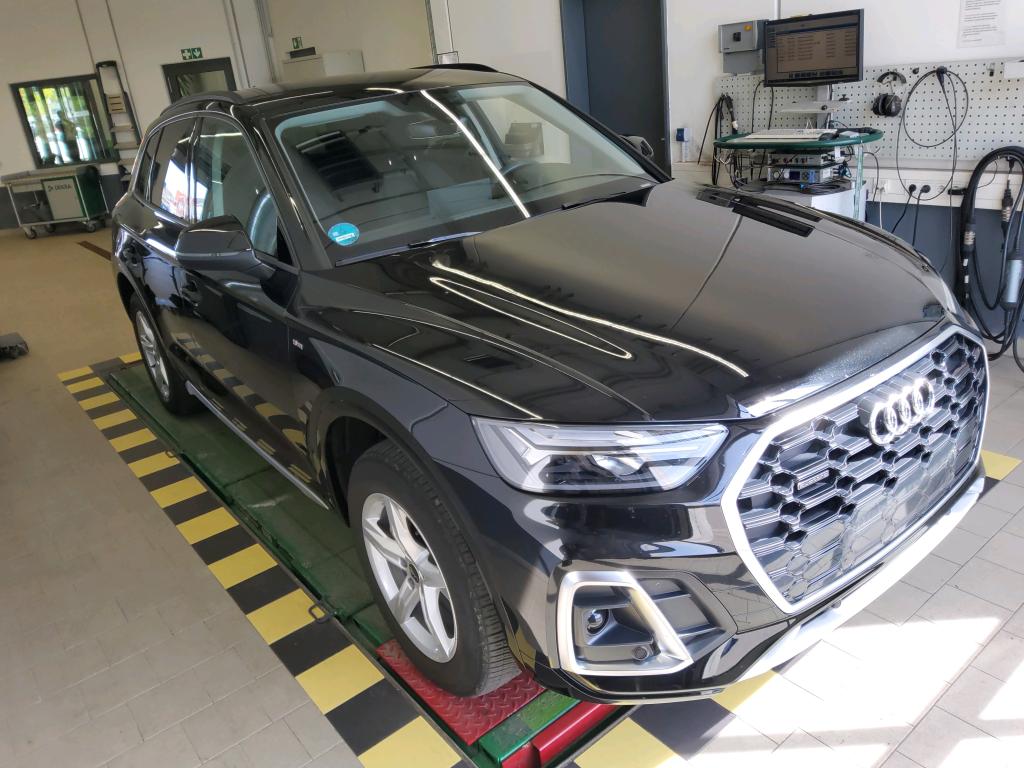 Audi Q5 40 TDI S Line - Quattro - Diesel - Automatic - 204 hp - 22.034 km