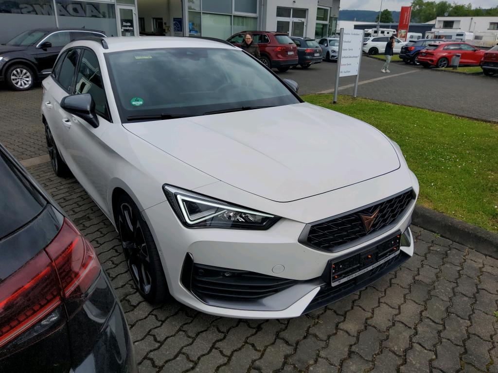 Cupra Leon Sportstourer 2.0 TSI VZ - AWD - Petrol - Automatic - 310 hp - 22.339 km