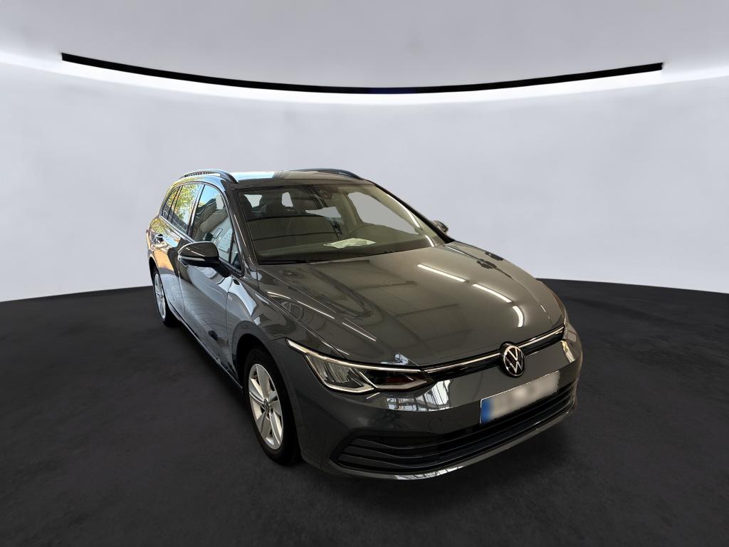 Volkswagen Golf Variant 1.0 eTSI Life - Petrol - Automatic - 110 hp - 31.801 km