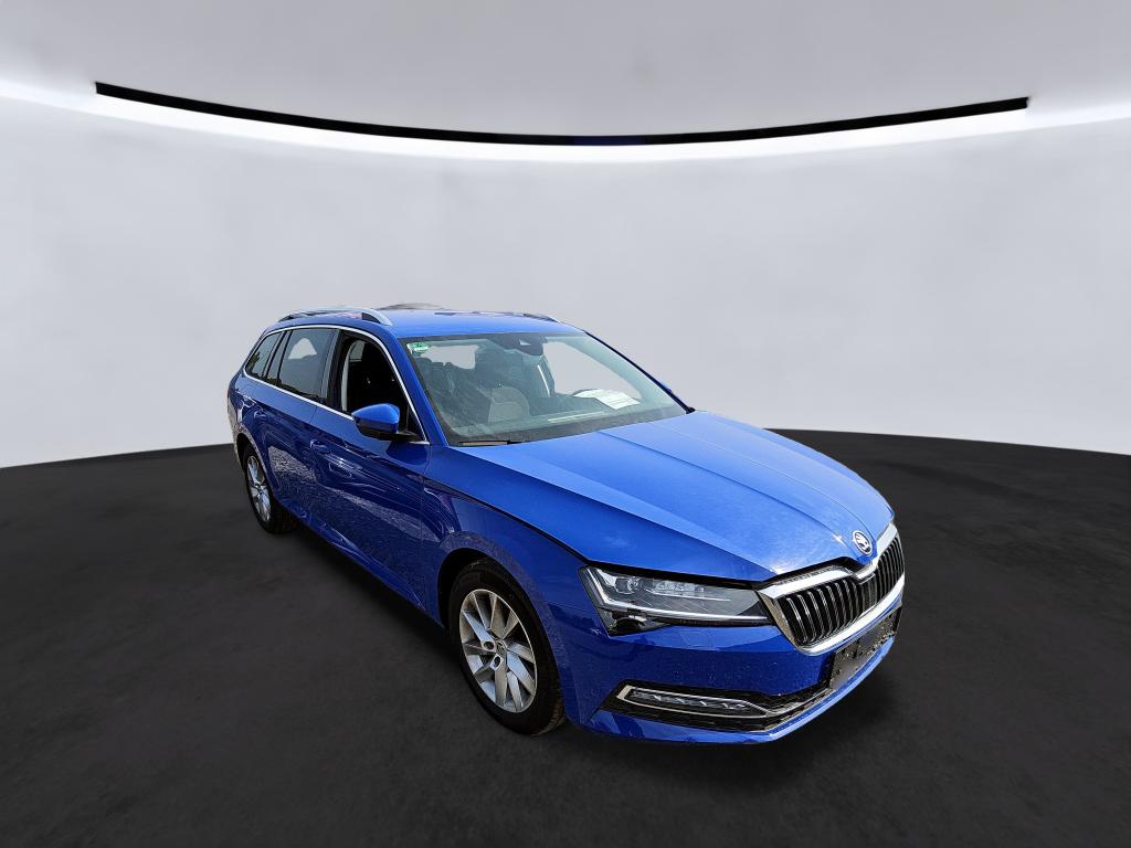 Skoda Superb Combi 1.5 TSI Style - Petrol - Automatic - 150 hp - 22.566 km