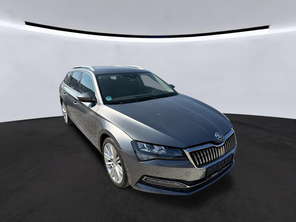 Skoda Superb Combi 2.0 TSI Style - Petrol - Automatic - 190 hp - 137.039 km