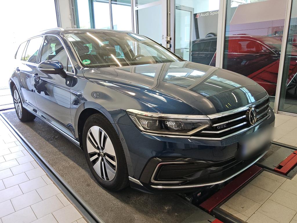 Volkswagen Passat Variant 1.4 TSI - Hybrid - Automatic - 156 hp - 72.364 km