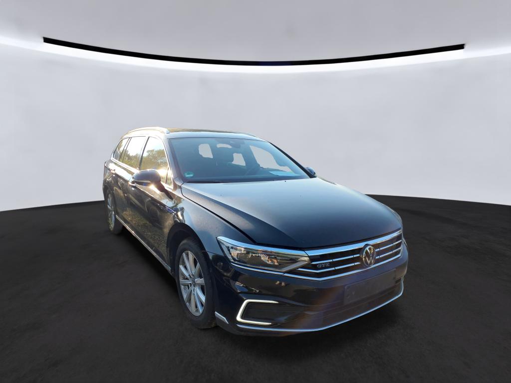 Volkswagen Passat Variant 1.4 TSI - Hybrid - Automatic - 156 hp - 67.577 km