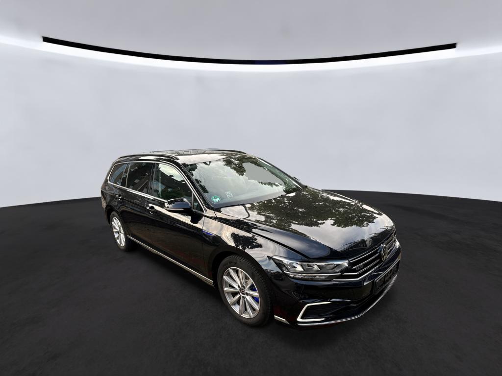 Volkswagen Passat Variant 1.4 TSI - Hybrid - Automatic - 156 hp - 101.649 km