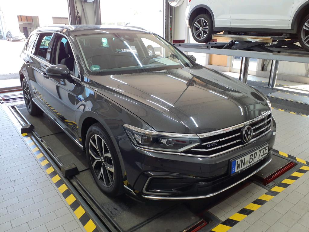 Volkswagen Passat Variant 1.4 TSI - Hybrid - Automatic - 156 hp - 152.042 km