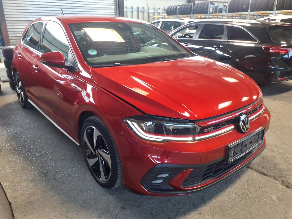 Volkswagen Polo 2.0 TSI - Petrol - Automatic - 207 hp - 45.911 km