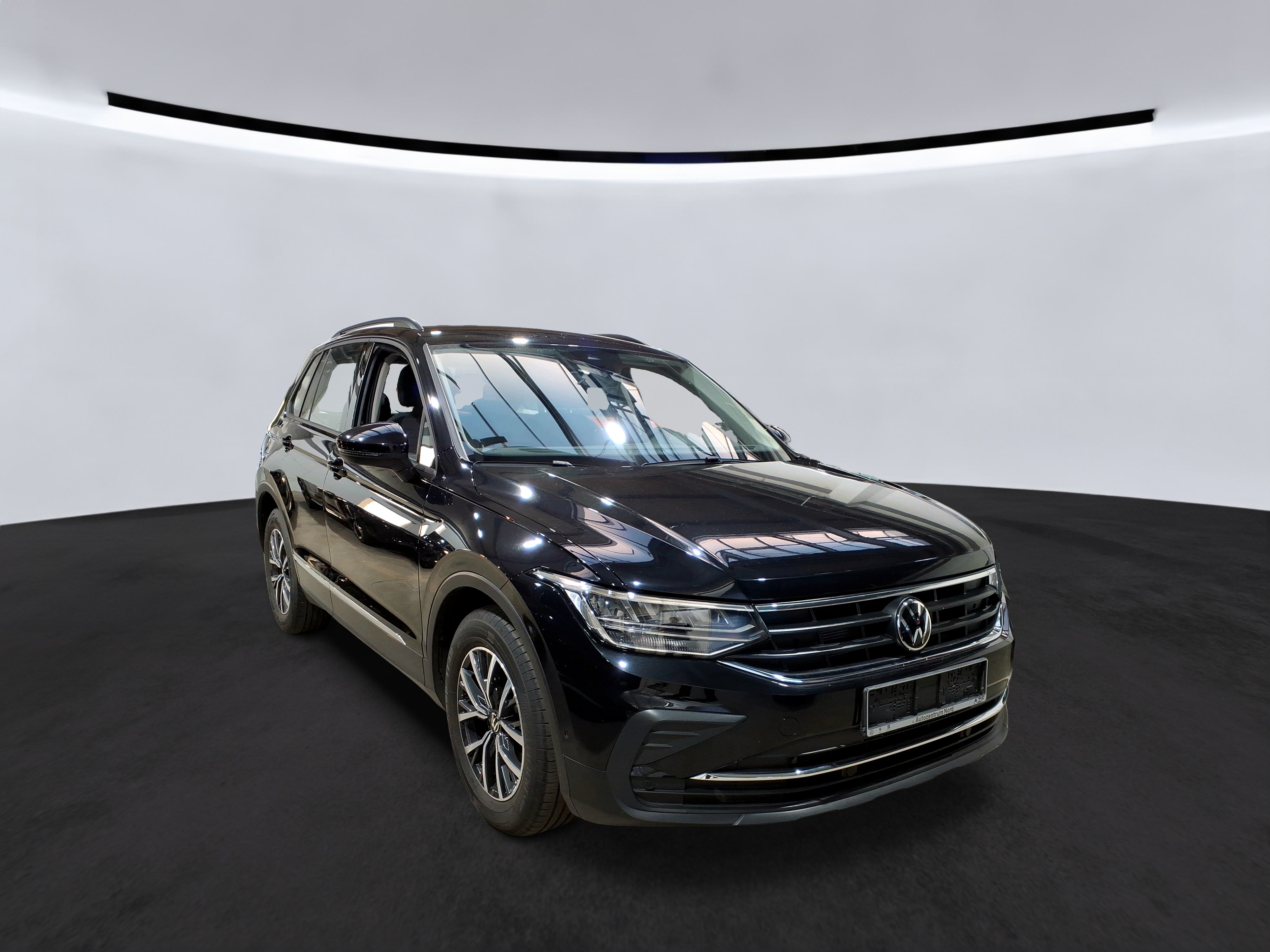 Volkswagen Tiguan 2.0 TDI Life - Diesel - Automatic - 150 hp - 59.524 km