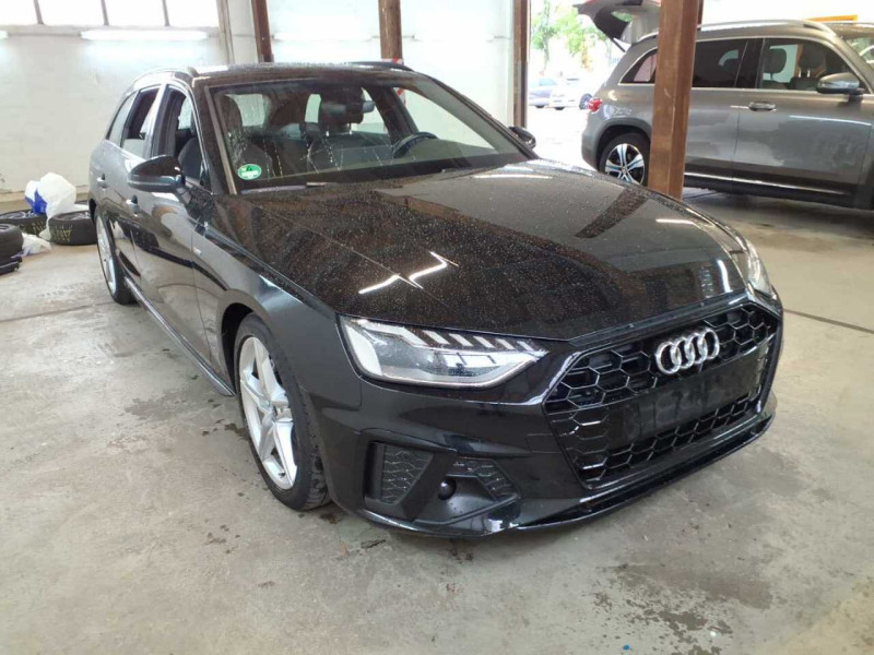 Audi A4 Avant 40 TFSI S Line - Petrol - Automatic - 204 hp - 47.694 km