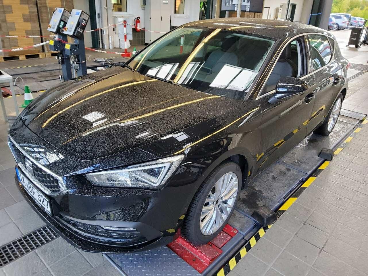 Seat Leon 1.5 TSI Xcellence - Petrol - Automatic - 150 hp - 33.120 km