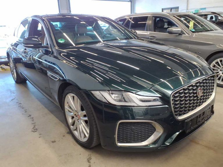 Jaguar XF SE - Diesel - Automatic - 204 hp - 75.773 km