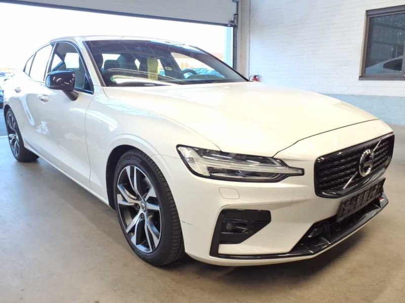Volvo S60 B4 R-Design - Petrol - Automatic - 197 hp - 134.373 km