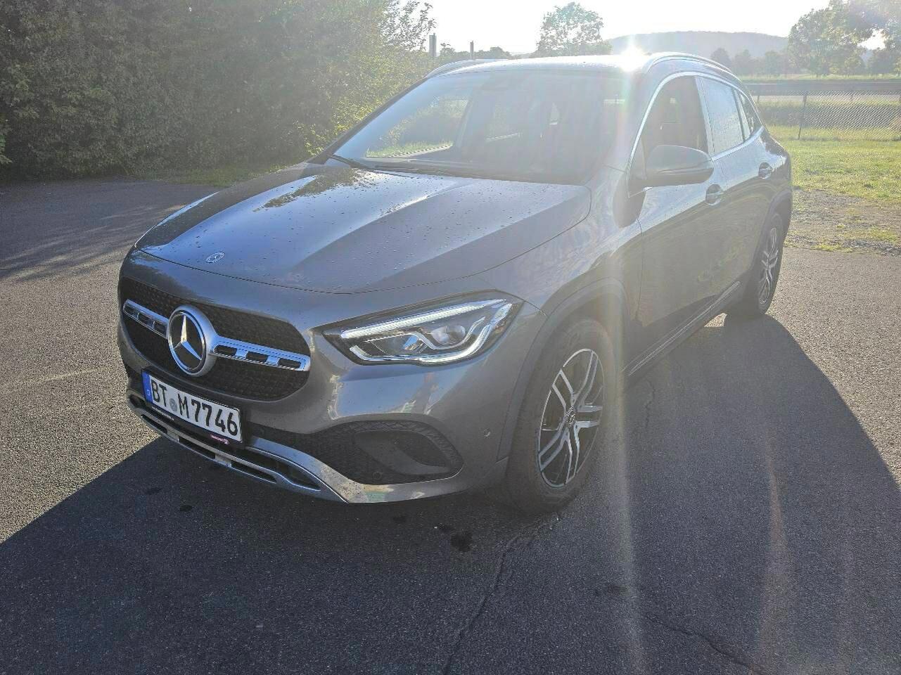 Mercedes-Benz GLA 200d progressive - Diesel - Automatic - 150 hp - 173.460 km