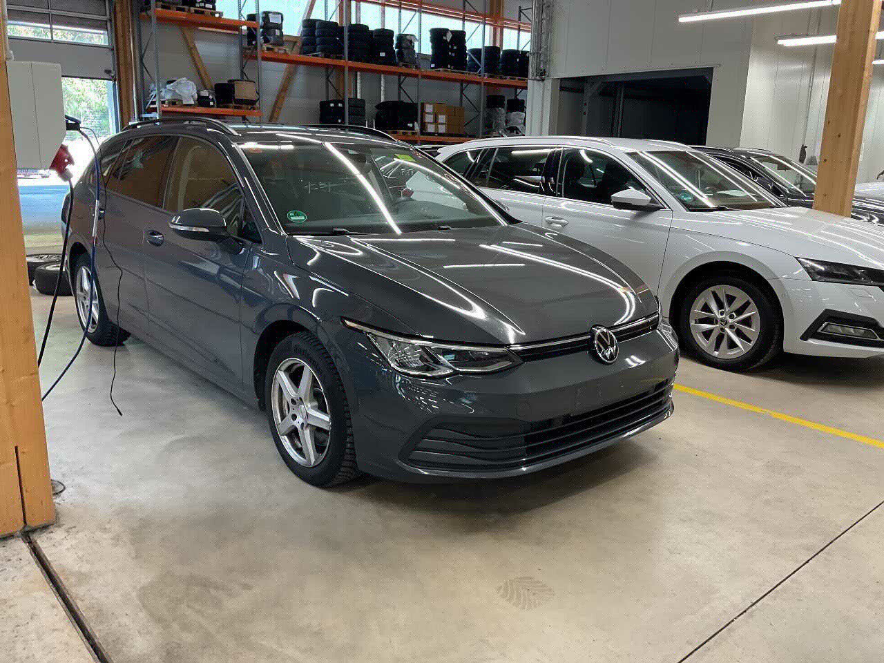 Volkswagen Golf Variant 2.0 TDI Life - Diesel - Manual - 116 hp - 144.625 km