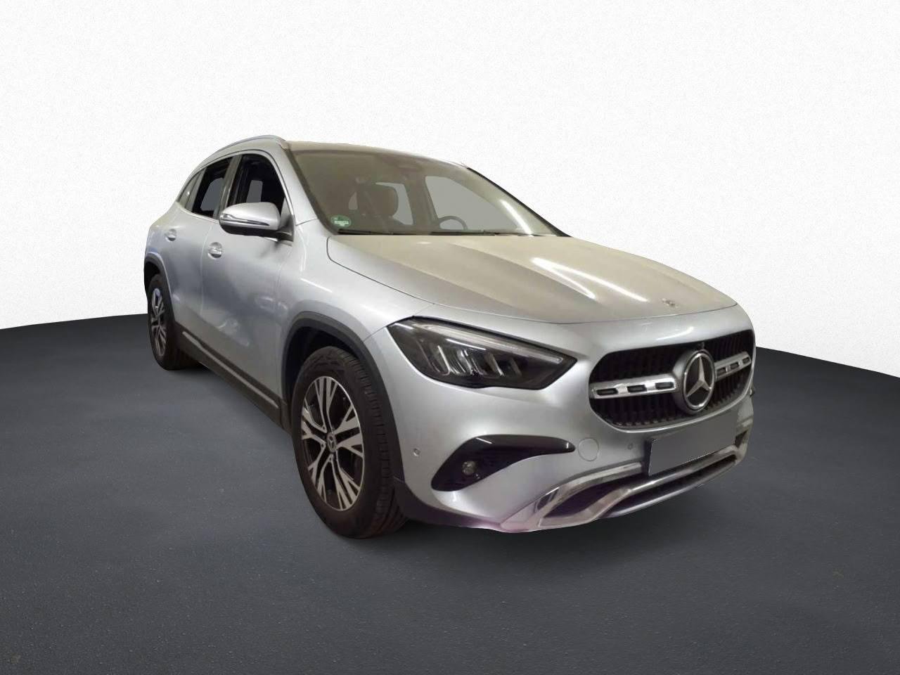 Mercedes-Benz GLA 200d progressive - 4-Matic - Diesel - Automatic - 150 hp - 3.954 km