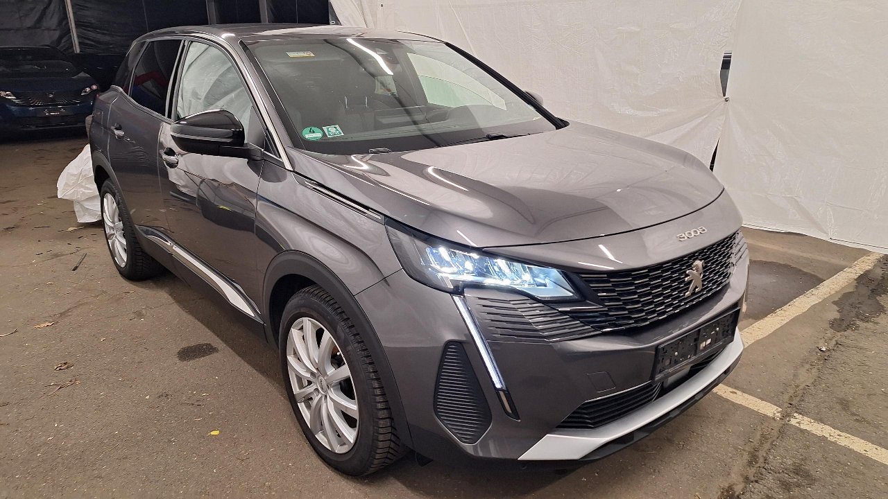 Peugeot 3008 Allure Pack - Diesel - Automatic - 131 hp - 50.758 km