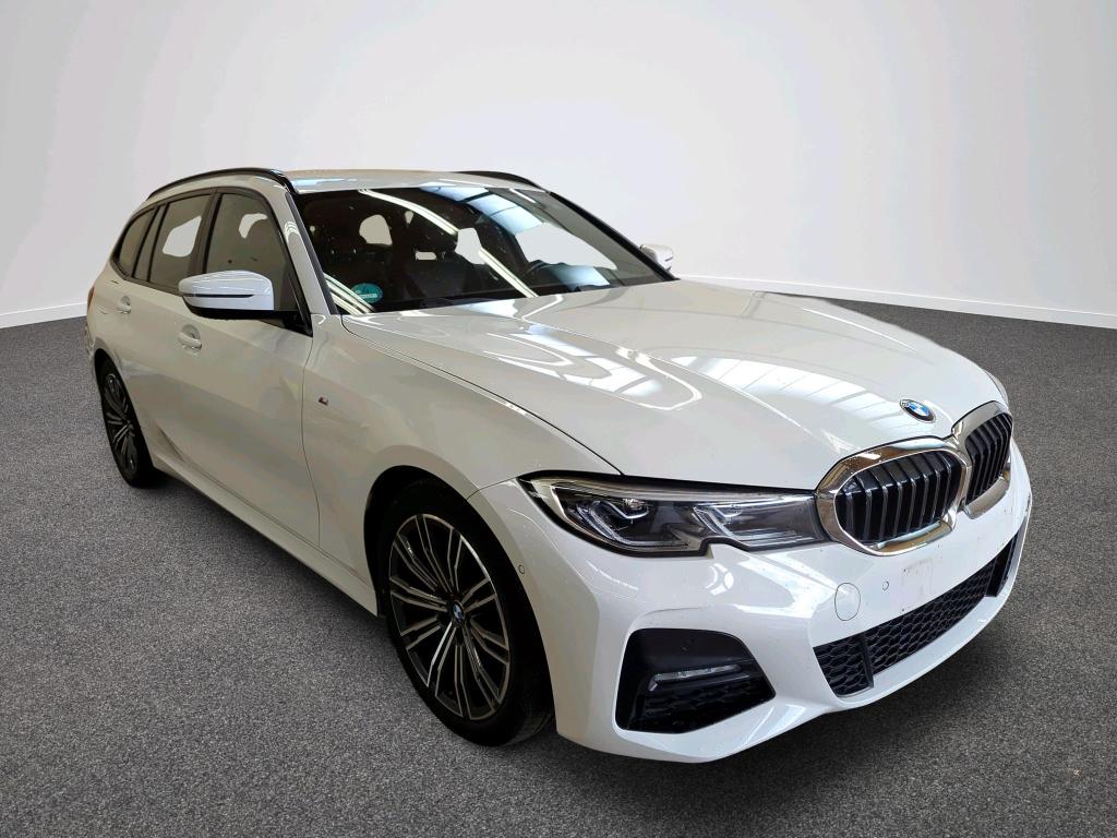 BMW 3 Series Touring 330i M Sport - Petrol - Automatic - 258 hp - 92.218 km