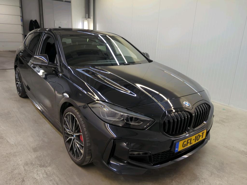 BMW 1 Series 118i M Sport - Petrol - Automatic - 136 hp - 73.516 km
