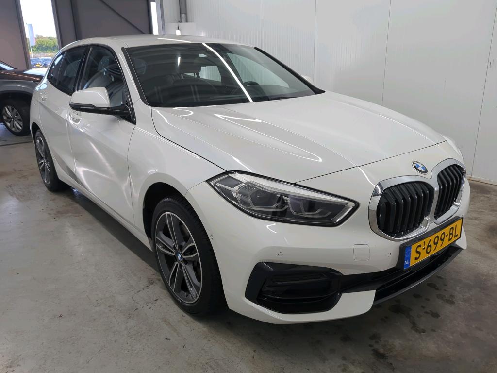 BMW 1 Series 118i - Petrol - Automatic - 136 hp - 175.678 km