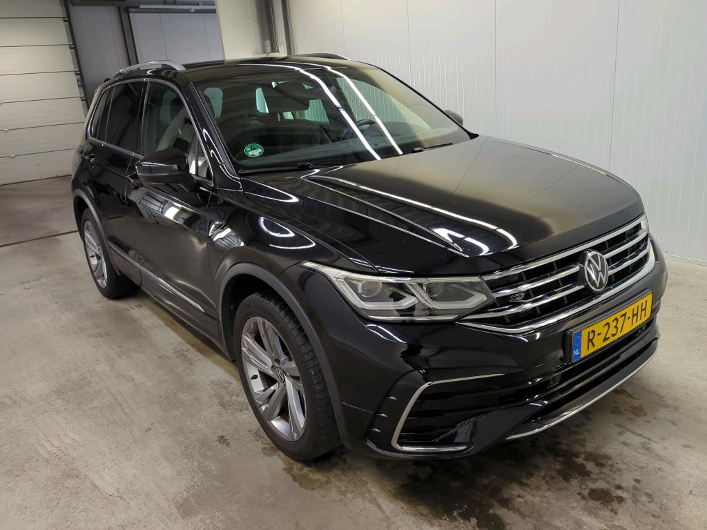 Volkswagen Tiguan 1.4 TSI R-Line - Hybrid - Automatic - 150 hp - 148.442 km