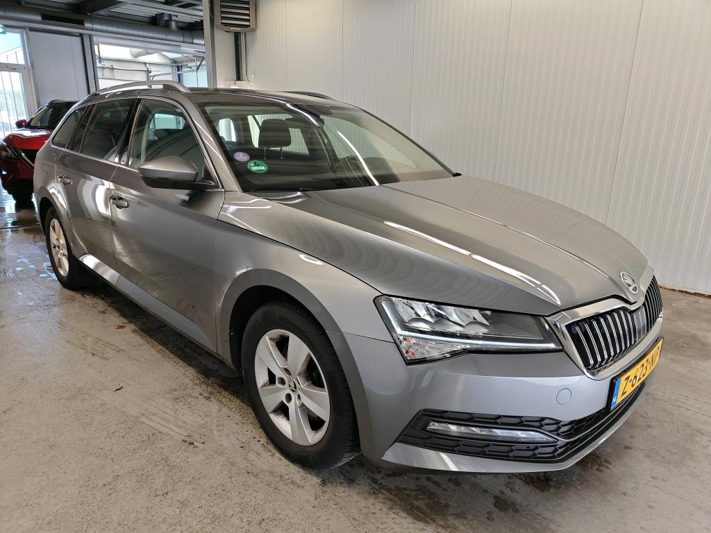Skoda Superb Combi 1.5 TSI Business - Petrol - Automatic - 150 hp - 72.700 km