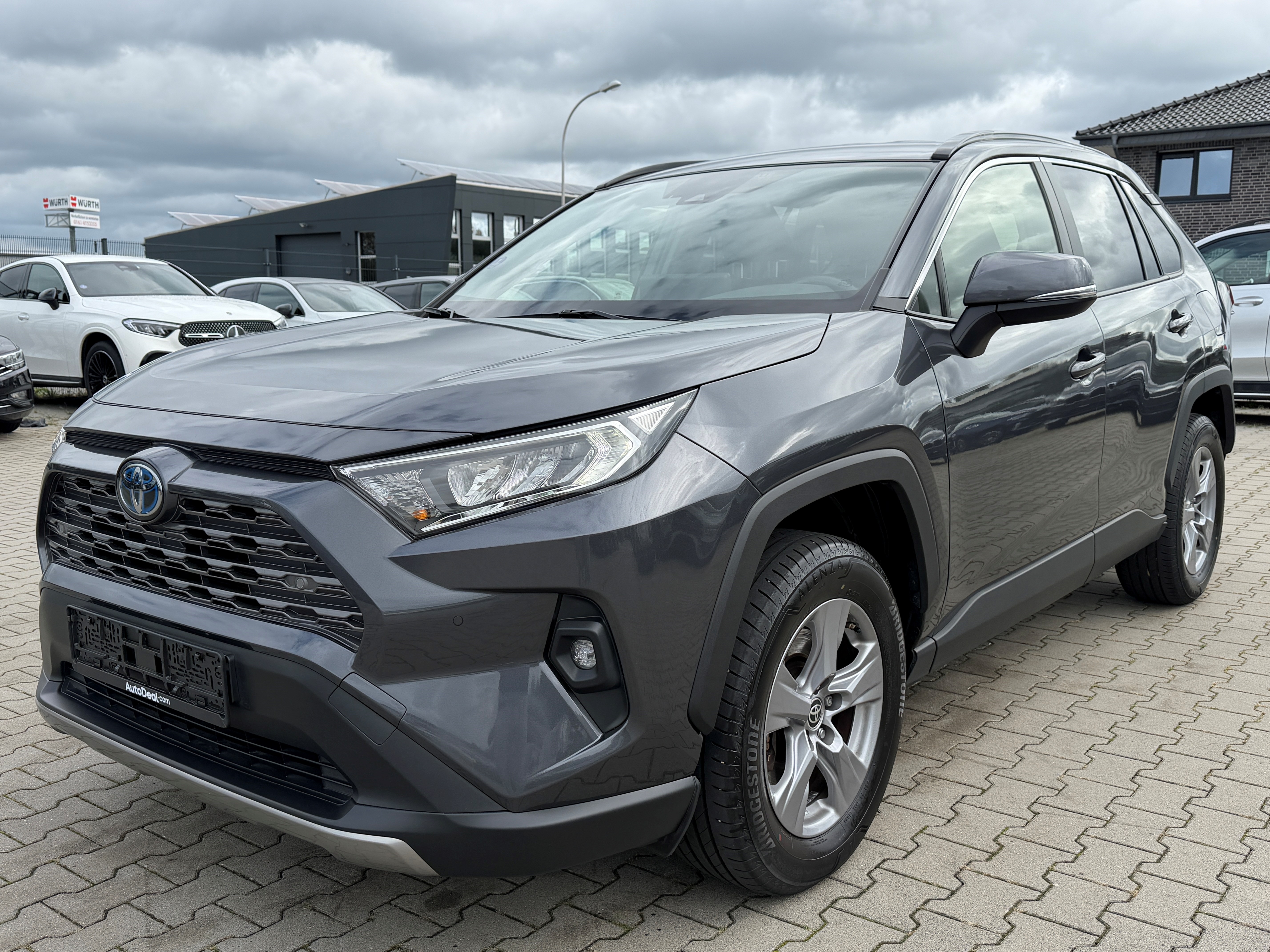 Toyota Rav4 2.5i Collection - Hybrid - Automatic - 218 hp - 131.088 km