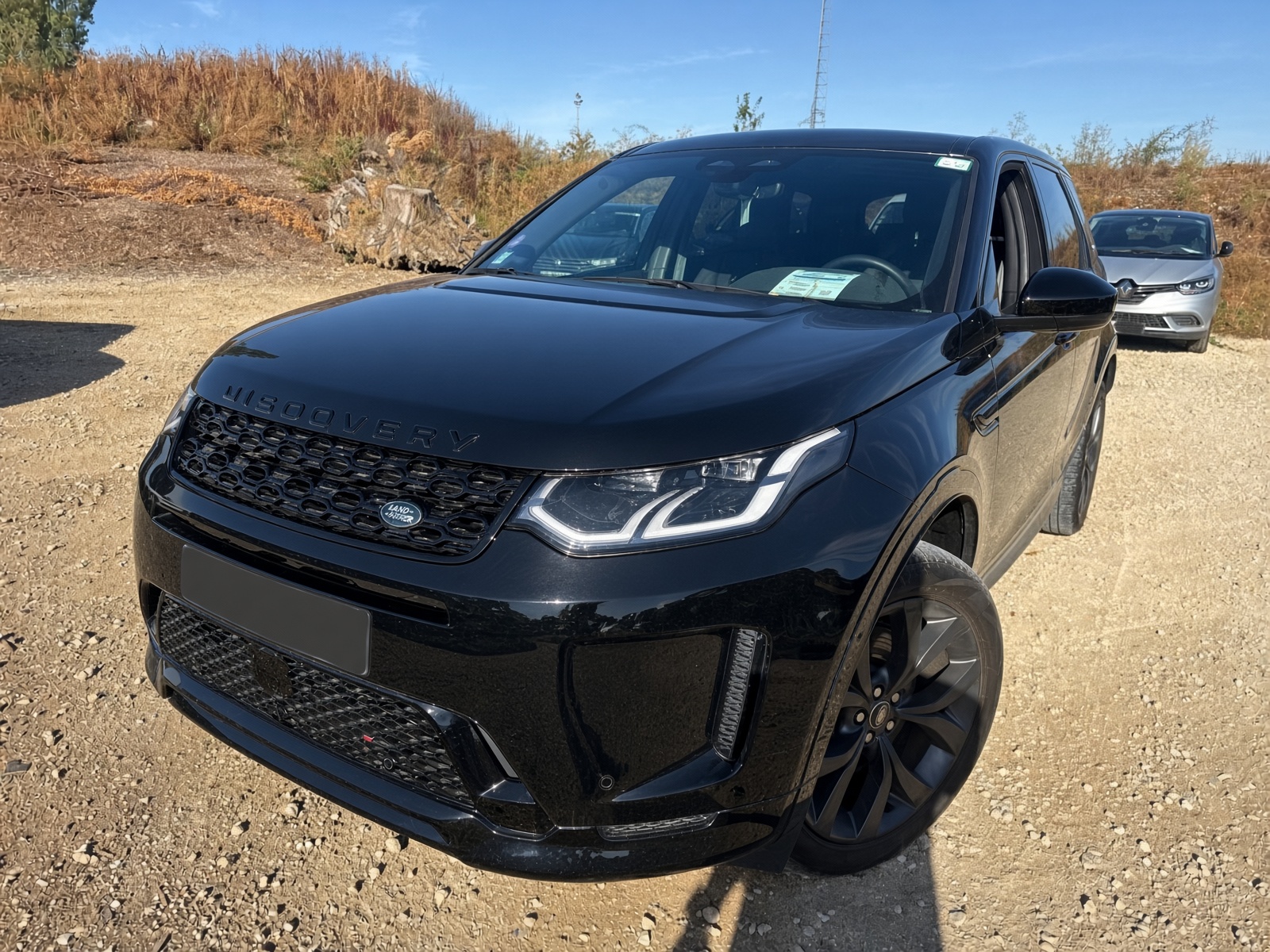 Land Rover Discovery Sport P300e R-Dynamic SE - AWD - Hybrid - Automatic - 308 hp - 35.725 km