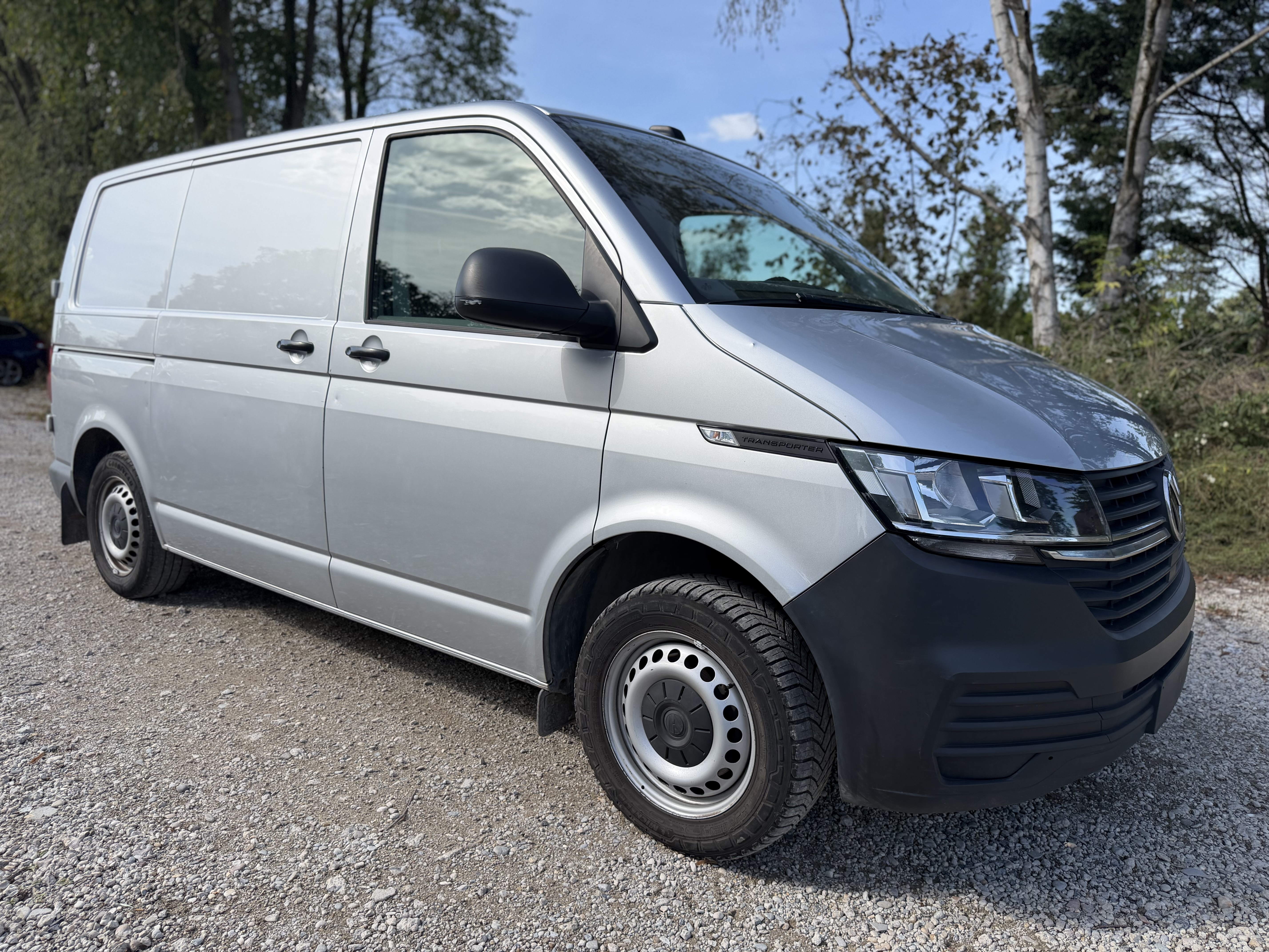 Volkswagen Transporter 2.0 TDI Comfortline - Diesel - Manual - 150 hp - 199.306 km