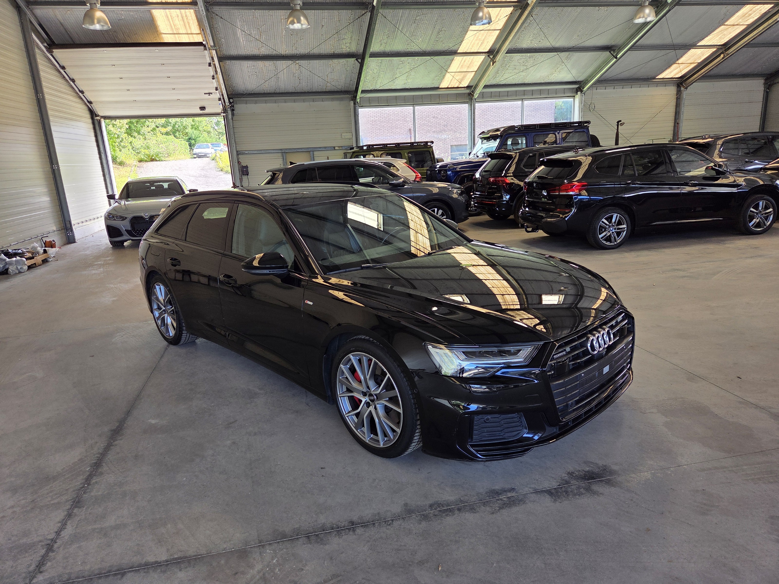 Audi A6 Avant 55 TFSIe S Line - Quattro - Hybrid - Automatic - 265 hp - 90.648 km