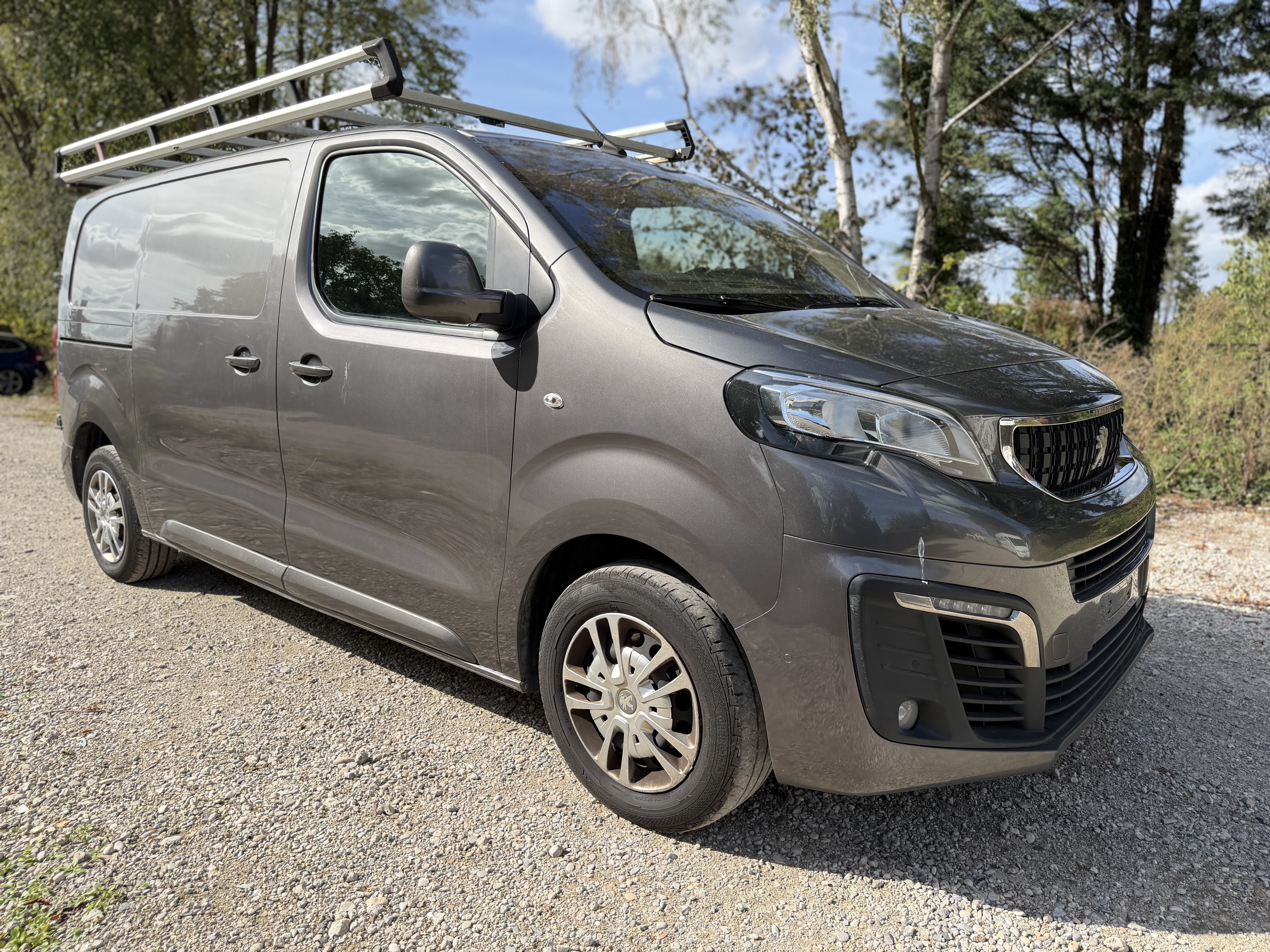 Peugeot Expert 2.0 HDI Asphalt - Diesel - Manual - 122 hp - 160.744 km